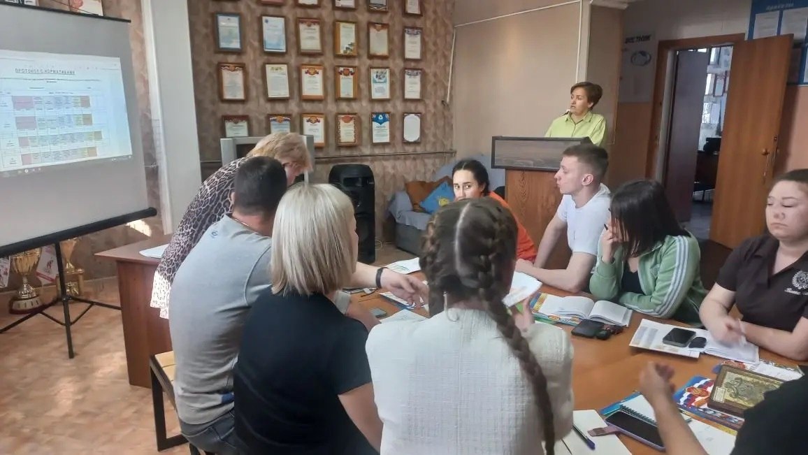 В муниципальных образованиях Иркутской области продолжают принимать нормативы Всероссийского физкультурно-спортивного комплекса «Готов к труду и обороне» и вручать знаки отличия В муниципальных образованиях Иркутской области продолжают принимать нормативы Всероссийского физкультурно-спортивного комплекса «Готов к труду и обороне» и вручать знаки отличия