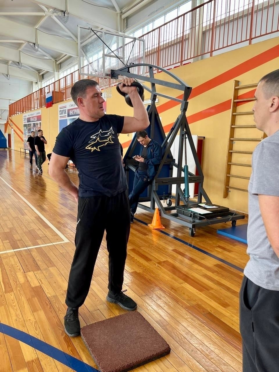 В муниципальных образованиях Иркутской области продолжают принимать нормативы Всероссийского физкультурно-спортивного комплекса «Готов к труду и обороне» и вручать знаки отличия В муниципальных образованиях Иркутской области продолжают принимать нормативы Всероссийского физкультурно-спортивного комплекса «Готов к труду и обороне» и вручать знаки отличия