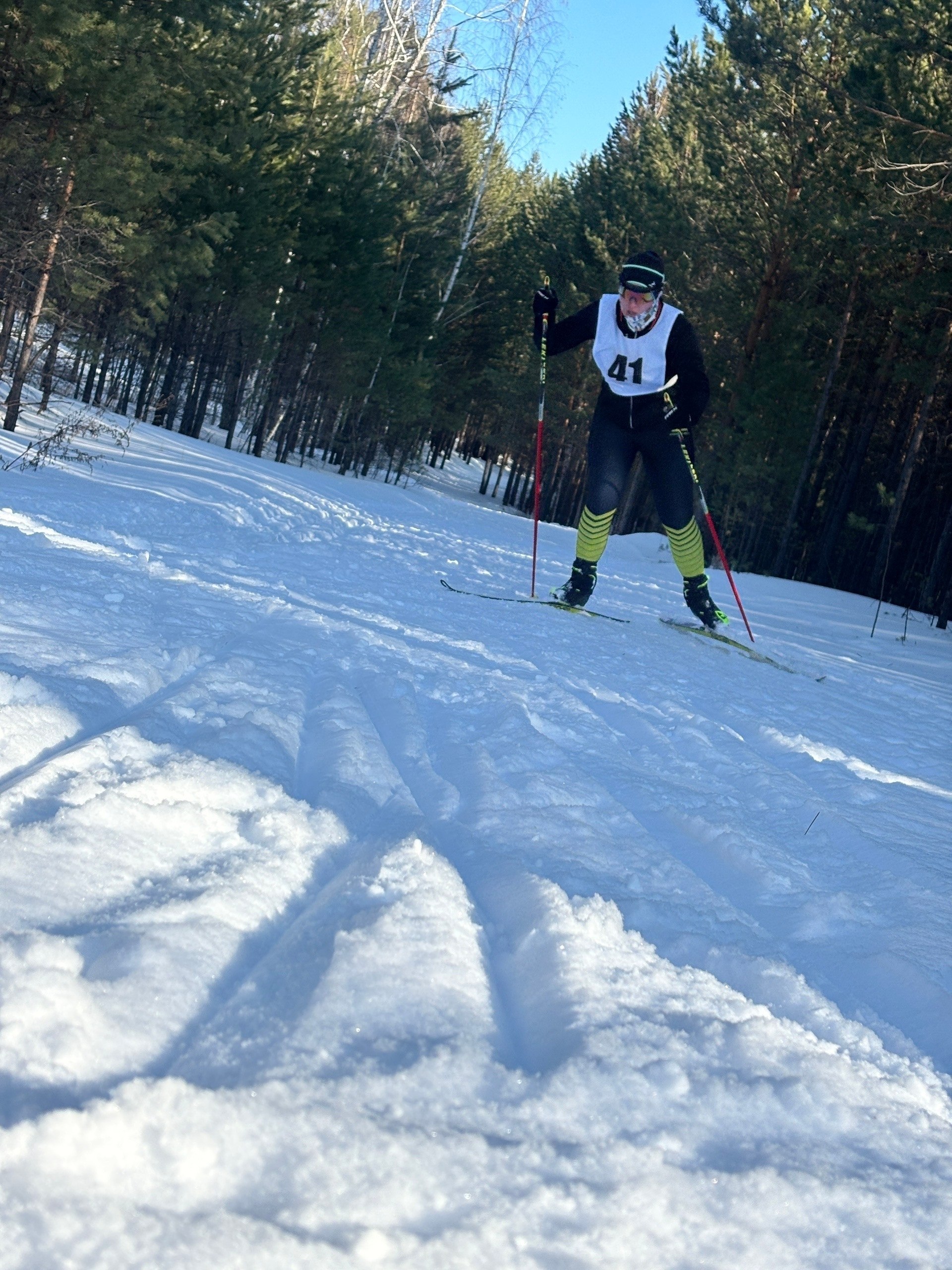 В муниципальных образованиях Иркутской области продолжают принимать нормативы Всероссийского физкультурно-спортивного комплекса «Готов к труду и обороне» и вручать знаки отличия В муниципальных образованиях Иркутской области продолжают принимать нормативы Всероссийского физкультурно-спортивного комплекса «Готов к труду и обороне» и вручать знаки отличия