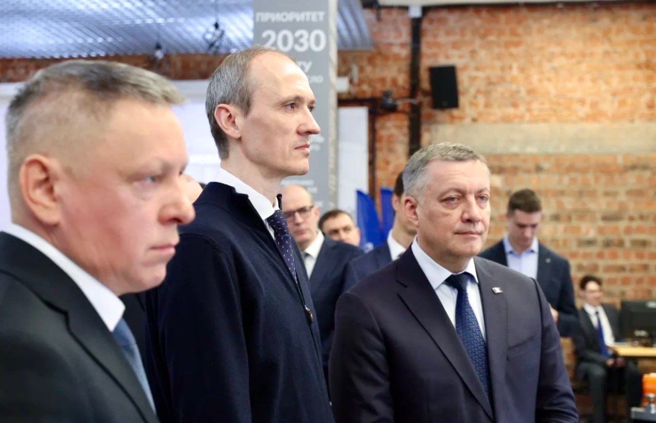 Дмитрий Григоренко оценил, как идет внедрение ИИ в Иркутской области