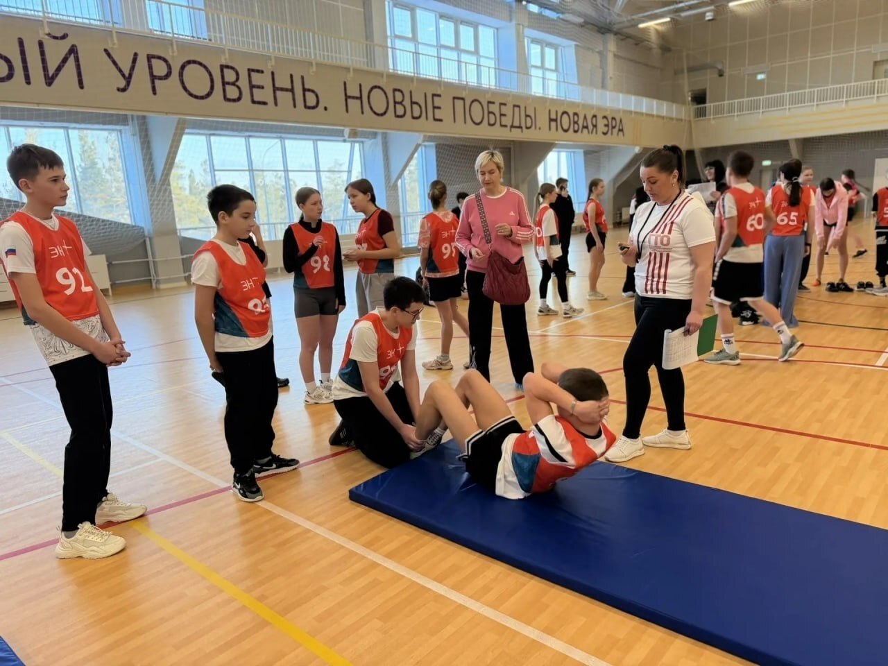 В муниципальных образованиях Иркутской области продолжают принимать нормативы Всероссийского физкультурно-спортивного комплекса «Готов к труду и обороне» и вручать знаки отличия