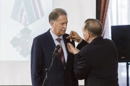 Впервые в истории Иркутска: Сергей Дубровин, директор Музея истории города, отмечен знаком Министерства иностранных дел России