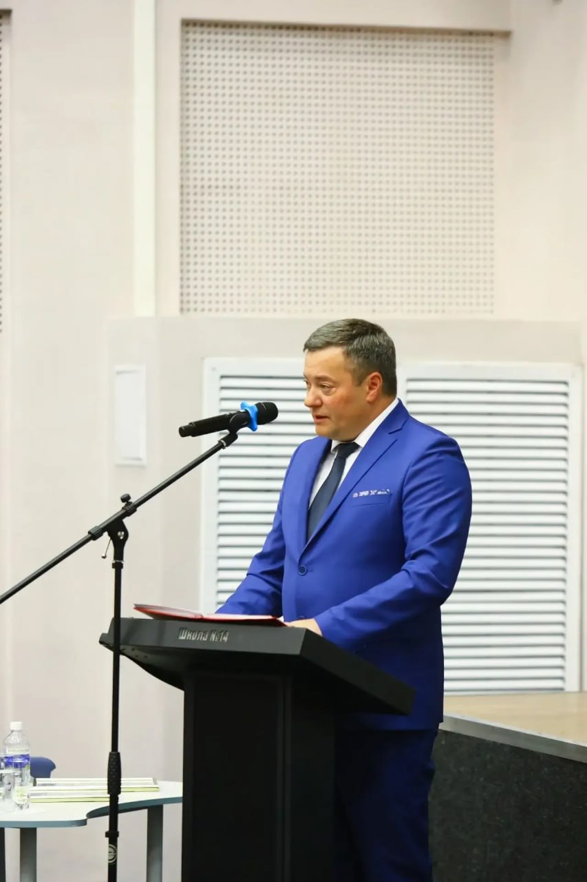 Глава Октябрьского округа Георгий Комаров подвел итоги работы комитета в 2025 году и озвучил планы на 2026 Глава Октябрьского округа Георгий Комаров подвел итоги работы комитета в 2025 году и озвучил планы на 2026