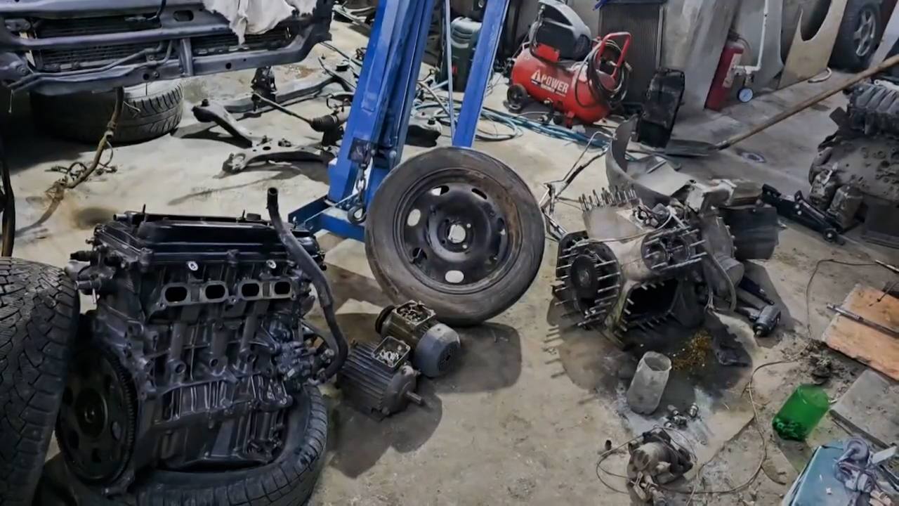 Межведомственную проверку организовали сотрудники полиции после жалоб жителей микрорайона Березового в Иркутском муниципальном округе на сомнительный автосервис