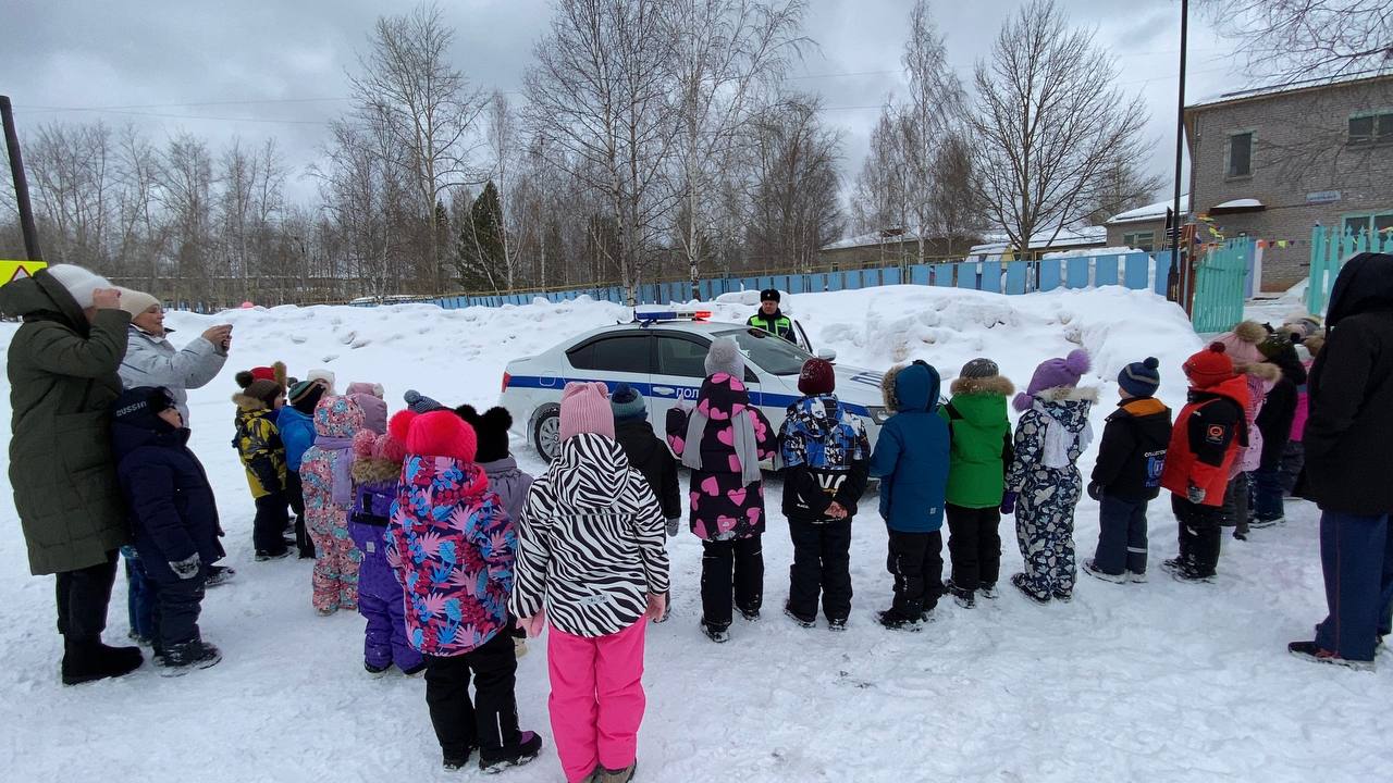 В Нижнеилимском районе создан первый отряд ЮПИД: мероприятие прошло в честь будущего юбилея Госавтоинспекции В Нижнеилимском районе создан первый отряд ЮПИД: мероприятие прошло в честь будущего юбилея Госавтоинспекции