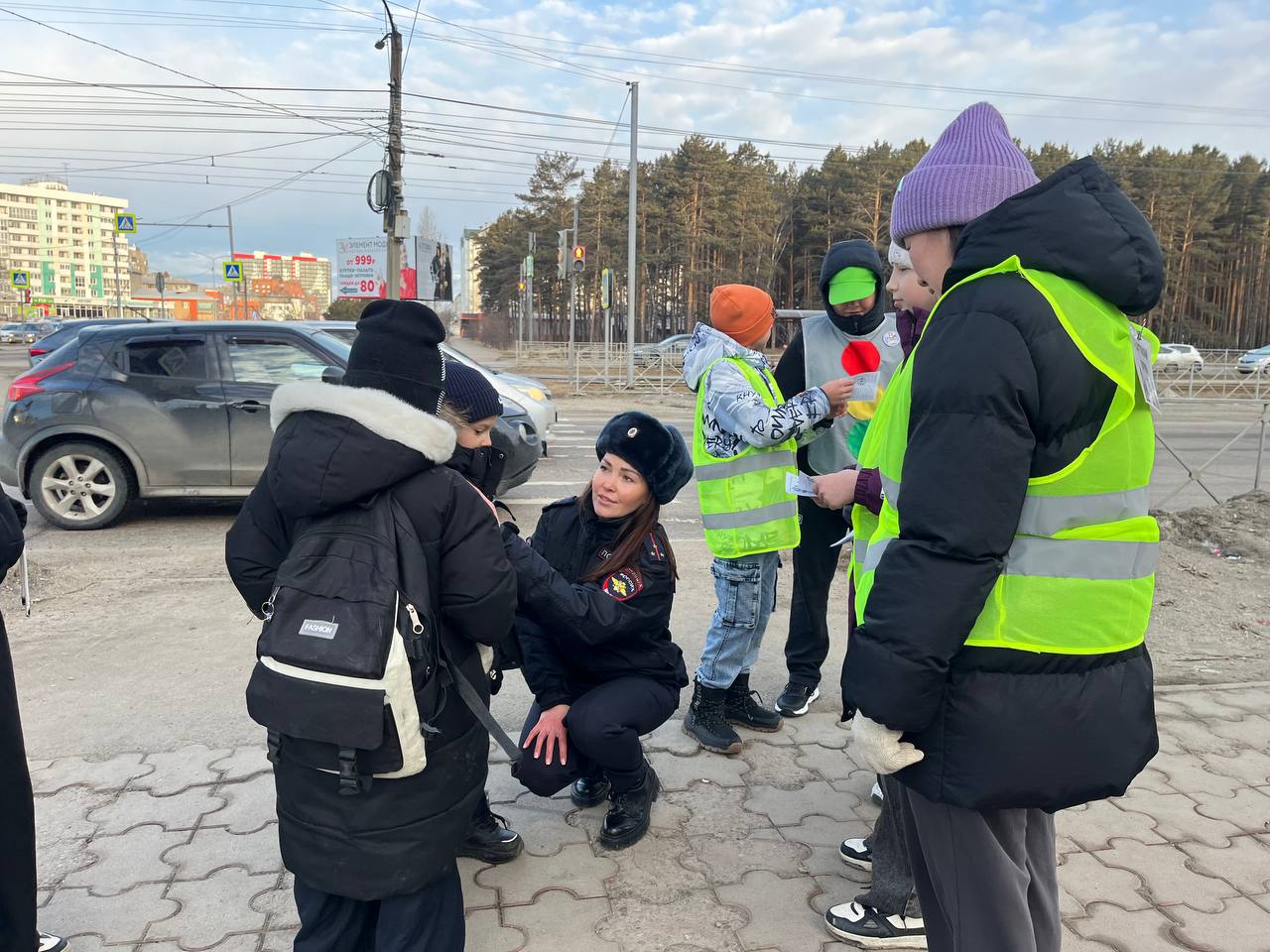В Ангарске в преддверии весенних каникул госавтоинспекторы и родительские патрули вышли на улицы города В Ангарске в преддверии весенних каникул госавтоинспекторы и родительские патрули вышли на улицы города