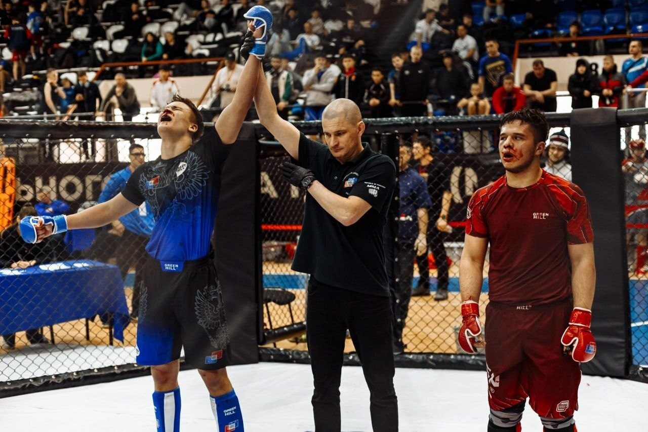 Спортсмены Иркутской области выиграли 28 медалей на чемпионате и первенстве Сибирского федерального округа по смешанному боевому единоборству (ММА) Спортсмены Иркутской области выиграли 28 медалей на чемпионате и первенстве Сибирского федерального округа по смешанному боевому единоборству (ММА)