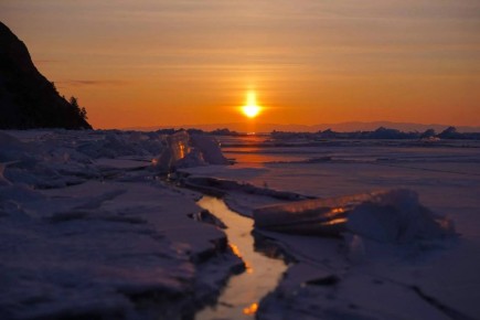 #нампишут. С добрым утром! Рассвет на Ольхоне Фото: Саша Фефелова