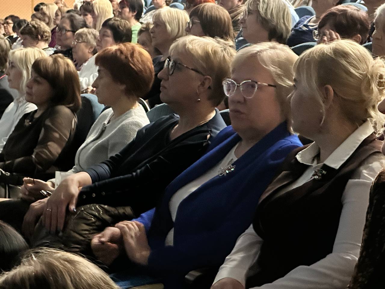 В самом большом, студенческом и научном Свердловском районе Иркутска продолжают создавать комфортную и современную среду для жизни В самом большом, студенческом и научном Свердловском районе Иркутска продолжают создавать комфортную и современную среду для жизни