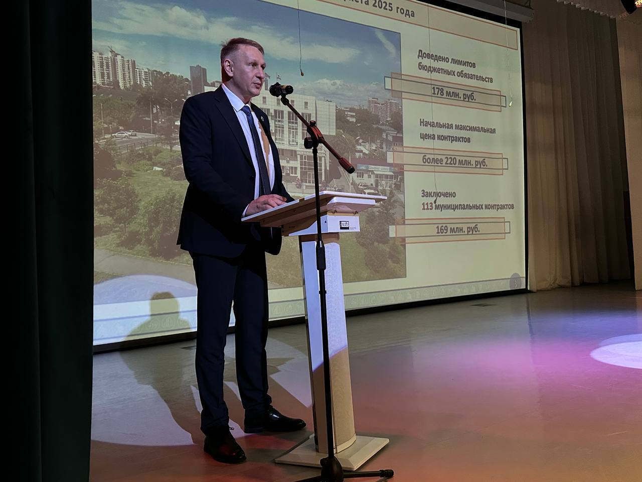 В самом большом, студенческом и научном Свердловском районе Иркутска продолжают создавать комфортную и современную среду для жизни В самом большом, студенческом и научном Свердловском районе Иркутска продолжают создавать комфортную и современную среду для жизни