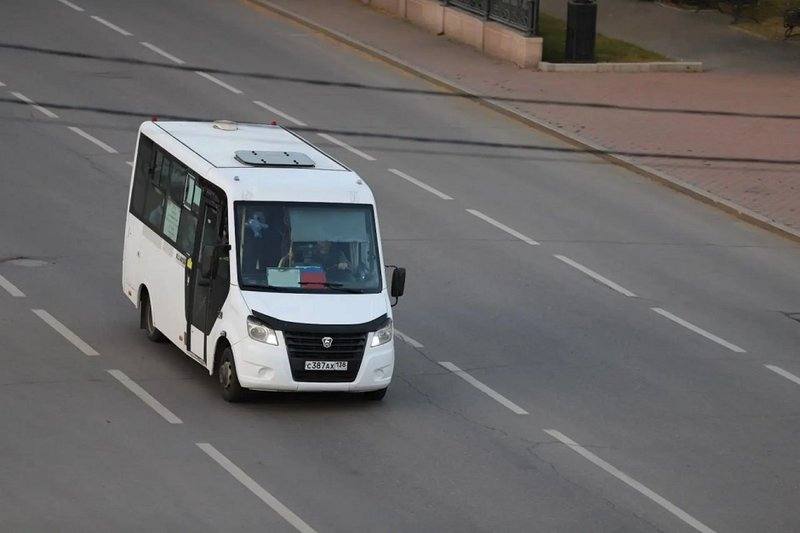 Он возвращается! С 6 апреля в Иркутске возобновит работу автобус № 53 «Аэропорт — предместье Марата»