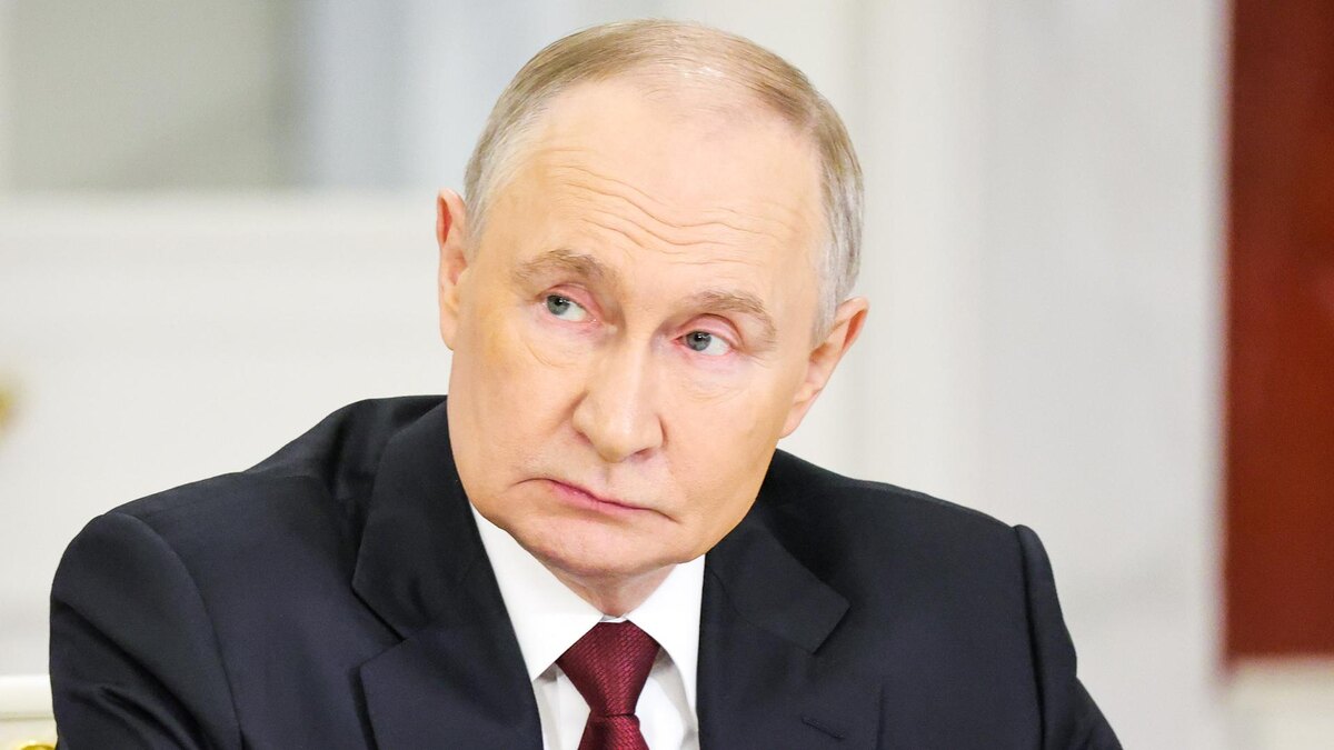 Путин вводит закон, защищающий иностранных военнослужащих от депортации