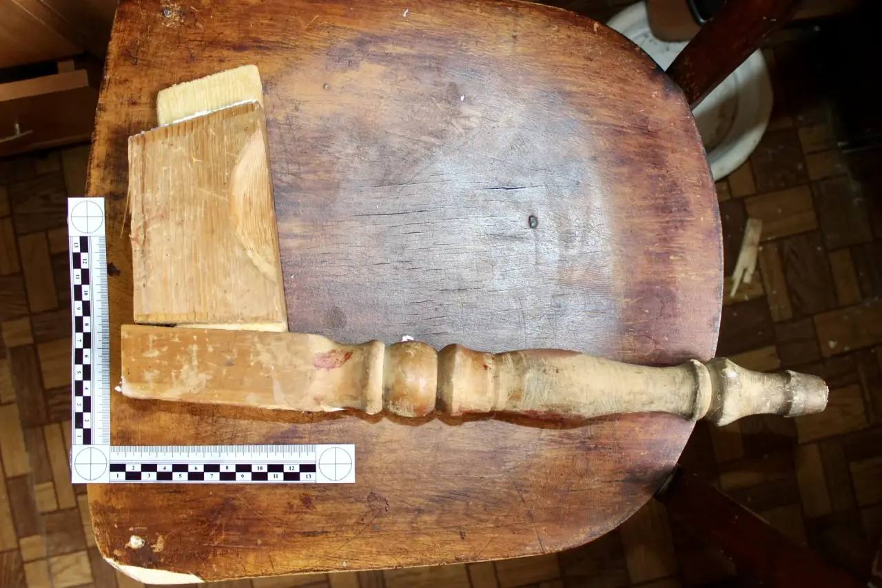 В Ангарске сотрудники полиции задержали подозреваемого в разбое с хищением более 100 тысяч рублей В Ангарске сотрудники полиции задержали подозреваемого в разбое с хищением более 100 тысяч рублей