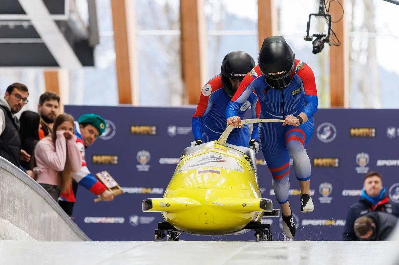 Спортсмены Иркутской области завоевали две бронзовые медали на чемпионате России по бобслею Спортсмены Иркутской области завоевали две бронзовые медали на чемпионате России по бобслею