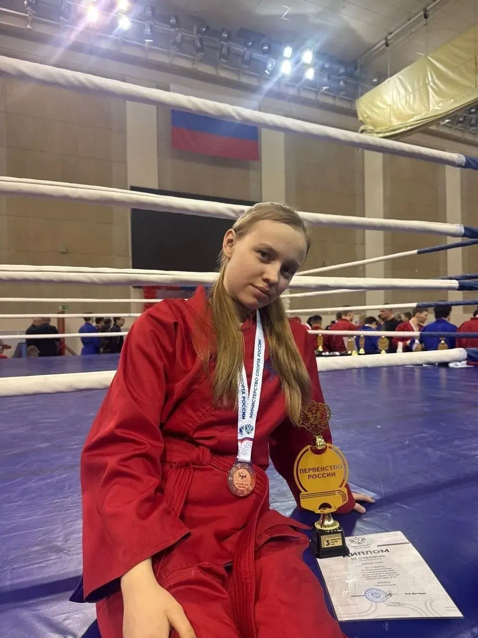 Спортсмены Иркутской области завоевали восемь медалей на первенстве России по универсальному бою среди юношей и девушек 16–17 лет, юниоров и юниорок 18–20 лет Спортсмены Иркутской области завоевали восемь медалей на первенстве России по универсальному бою среди юношей и девушек 16–17 лет, юниоров и юниорок 18–20 лет