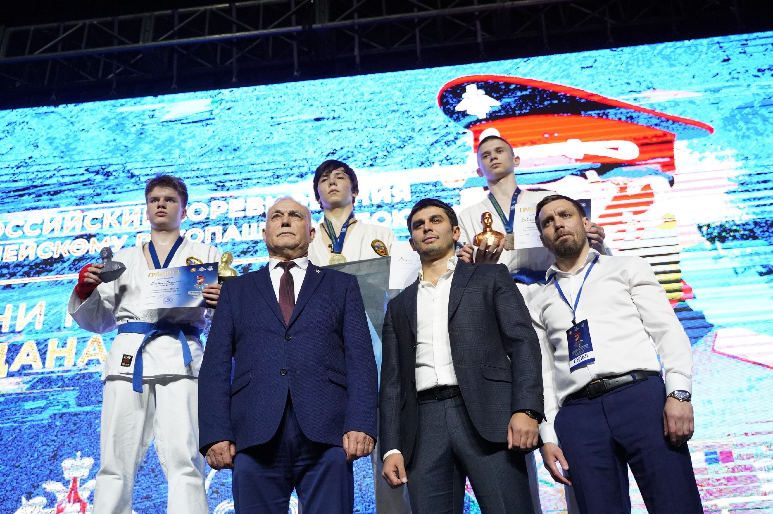 Всероссийские соревнования по армейскому рукопашному бою имени Героя России Балдана Цыдыпова 11 и 12 апреля пройдут во Дворце спорта «Труд» в Иркутске Всероссийские соревнования по армейскому рукопашному бою имени Героя России Балдана Цыдыпова 11 и 12 апреля пройдут во Дворце спорта «Труд» в Иркутске