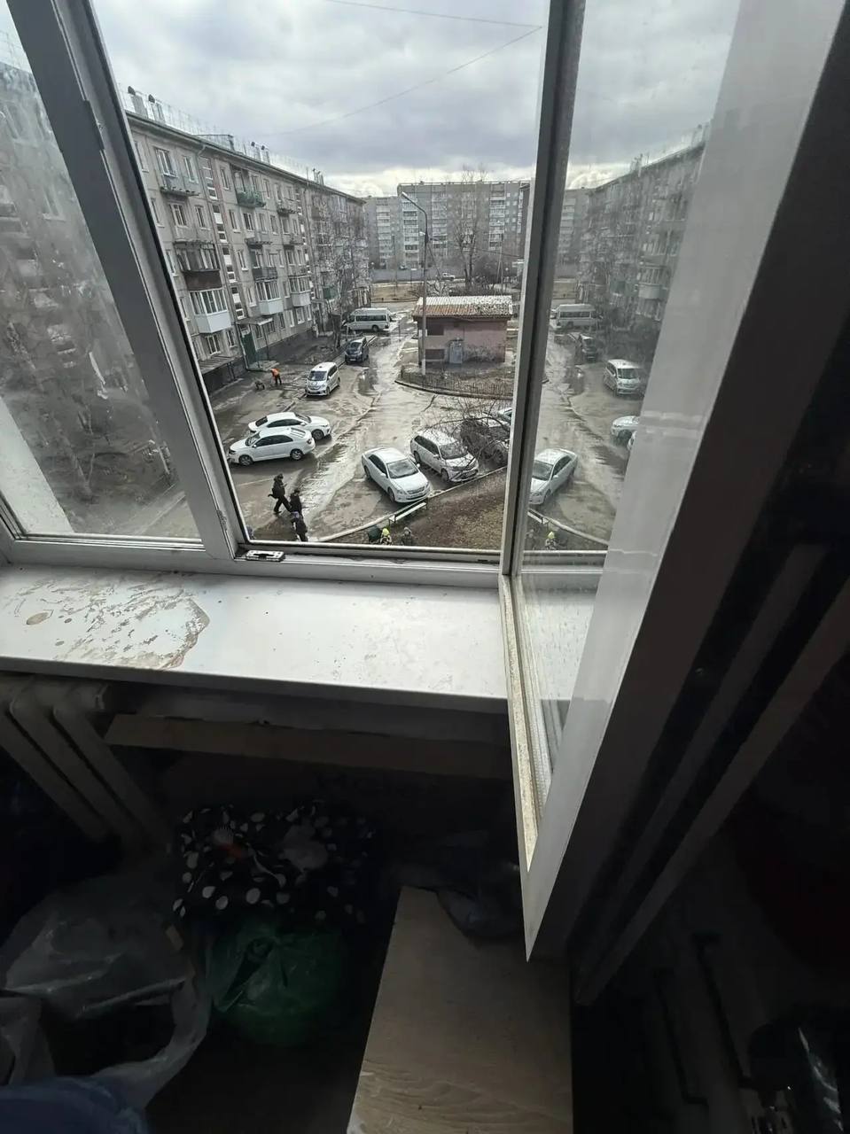 В Иркутске возбудили уголовное дело изза падения двухлетнего ребёнка из окна