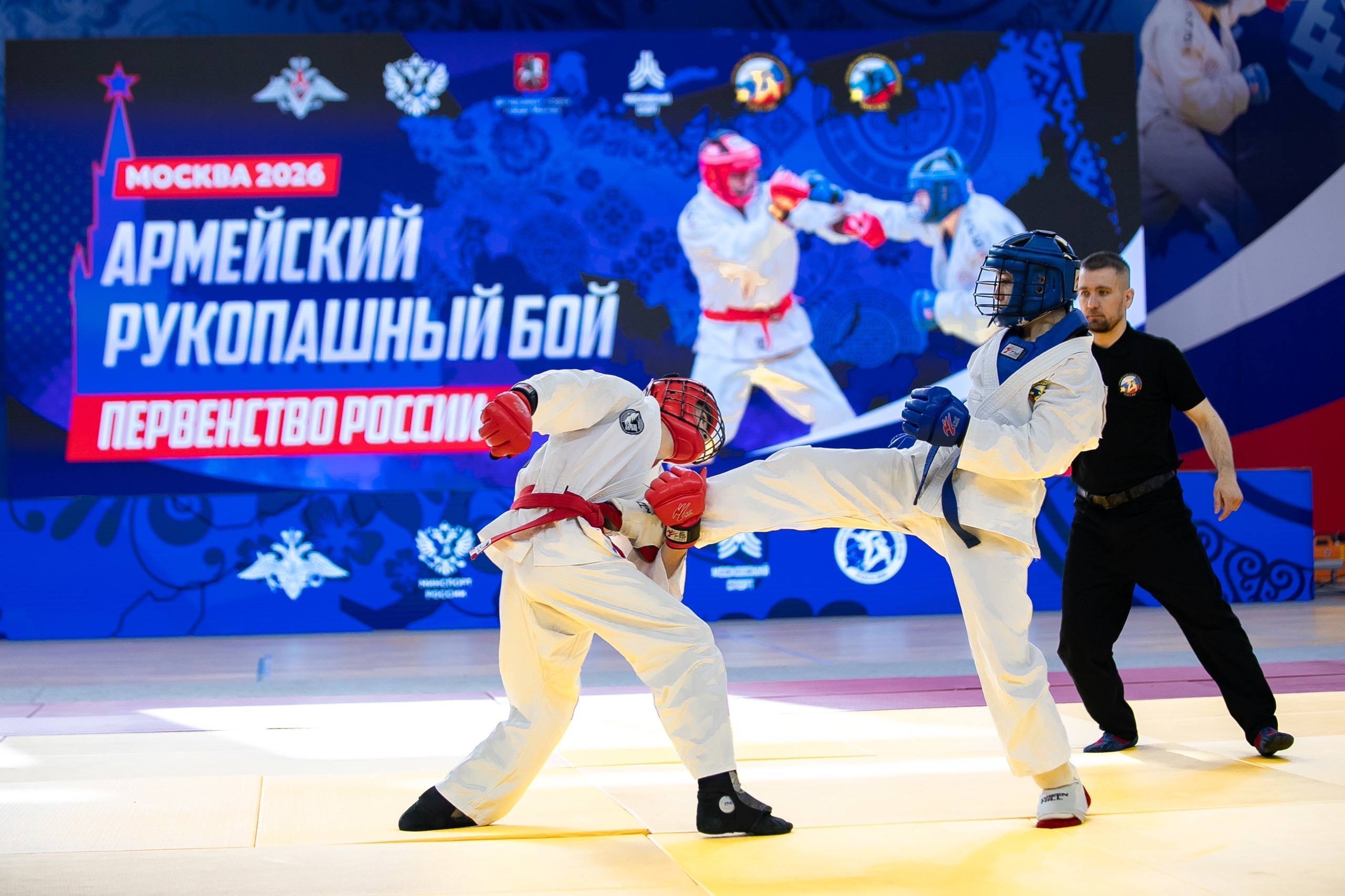 Сборная Иркутской области стала победителем командного зачета среди юношей 14-17 лет первенства России по армейскому рукопашному бою Сборная Иркутской области стала победителем командного зачета среди юношей 14-17 лет первенства России по армейскому рукопашному бою