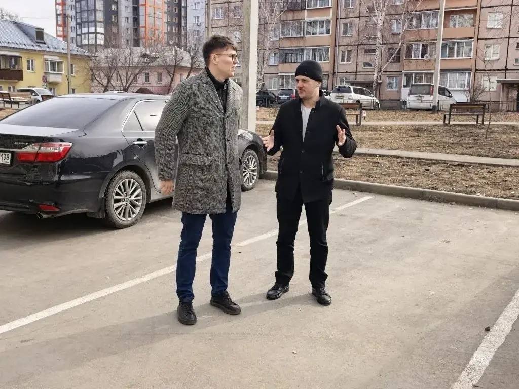 В Октябрьском округе Иркутска проверяют качество ремонта дворов прошлого года В Октябрьском округе Иркутска проверяют качество ремонта дворов прошлого года