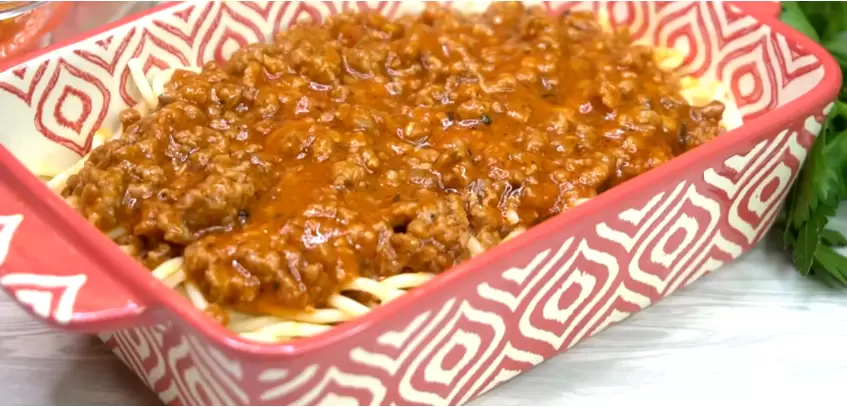 Приготовьте вкусный соус Болоньезе всего за полчаса