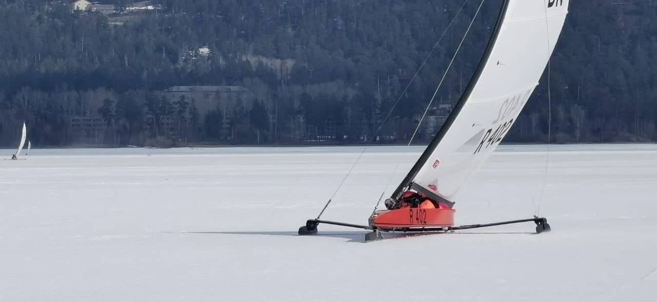 Межрегиональные соревнования по парусному спорту «Братский лед» в классах буер «DN» и буер «Ледовый оптимист» с 16 по 19 апреля пройдут в Курчатовском заливе Братского водохранилища Межрегиональные соревнования по парусному спорту «Братский лед» в классах буер «DN» и буер «Ледовый оптимист» с 16 по 19 апреля пройдут в Курчатовском заливе Братского водохранилища