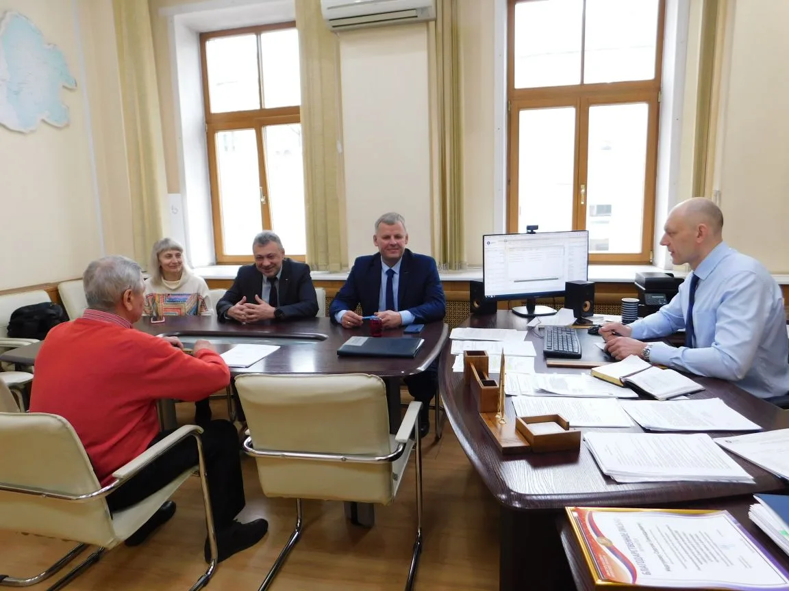 В Слюдянском районе на площадке базы отдыха «Утулик» вблизи горнолыжного курорта «Гора Соболиная» 23-26 июля пройдёт III Всероссийский профсоюзный туристический слёт «Потому чТо мы Вместе» В Слюдянском районе на площадке базы отдыха «Утулик» вблизи горнолыжного курорта «Гора Соболиная» 23-26 июля пройдёт III Всероссийский профсоюзный туристический слёт «Потому чТо мы Вместе»