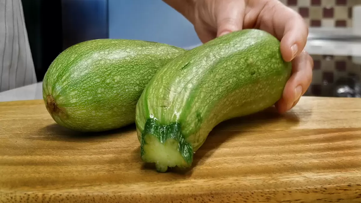 Неотразимые лепешки из кабачков: легкий и вкусный рецепт на каждый день