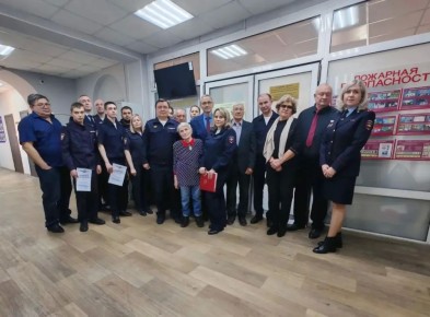 В Иркутском ЛО МВД России на воздушном транспорте состоялось торжественное собрание ветеранов службы с сотрудниками