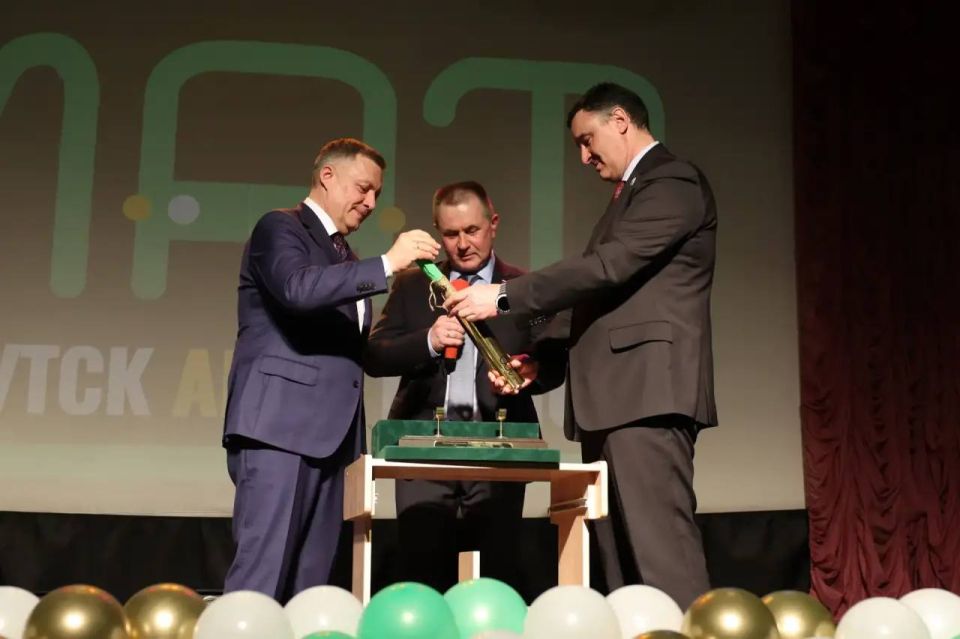 ����� ������: 100 ��� ����������� ���������� ����������� ������������� ���������� �� ������ � ��� �����������������