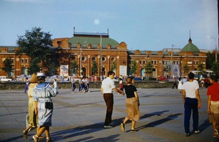 ������� � ������ ������ ���� 1985 �