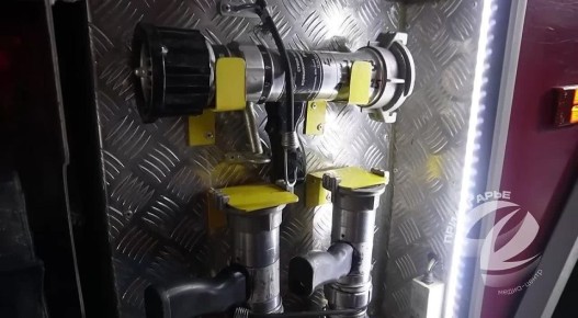 ������ �������, ������� �� ����� � ����� � �������������