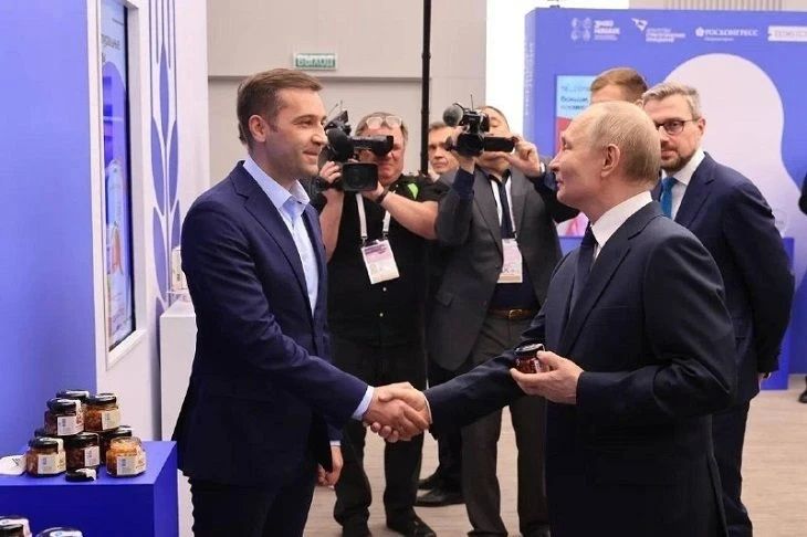 Игорь Кобзев: Заявить о себе на всю страну и получить поддержку для развития своего бизнеса – такая возможность есть сейчас у предпринимателей Иркутской области Игорь Кобзев: Заявить о себе на всю страну и получить поддержку для развития своего бизнеса – такая возможность есть сейчас у предпринимателей Иркутской области