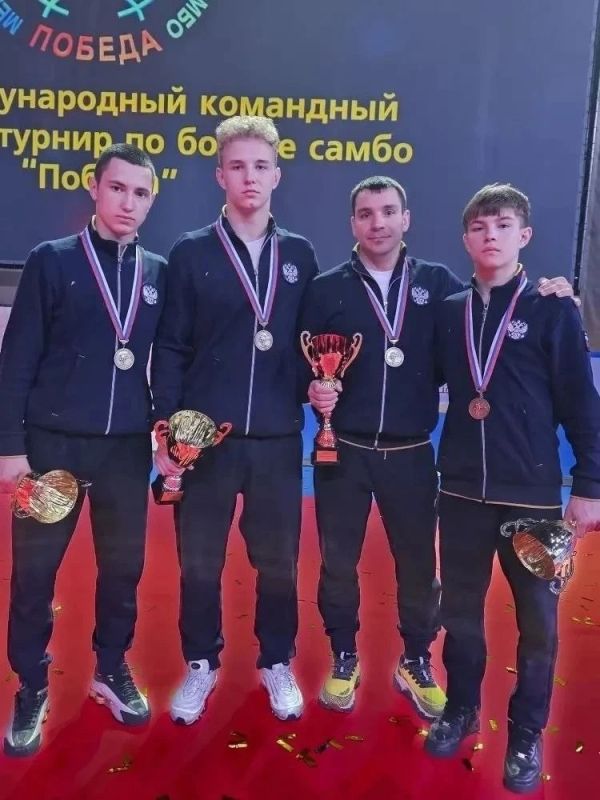 Спортсмены Иркутской области в составе сборной Сибирского федерального округа стали бронзовыми призёрами XXIV международных соревнований по самбо «Победа» Спортсмены Иркутской области в составе сборной Сибирского федерального округа стали бронзовыми призёрами XXIV международных соревнований по самбо «Победа»