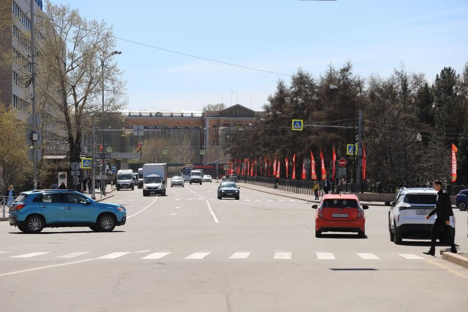 Мэр Руслан Болотов проверил готовность города к празднованию Дня Победы Мэр Руслан Болотов проверил готовность города к празднованию Дня Победы