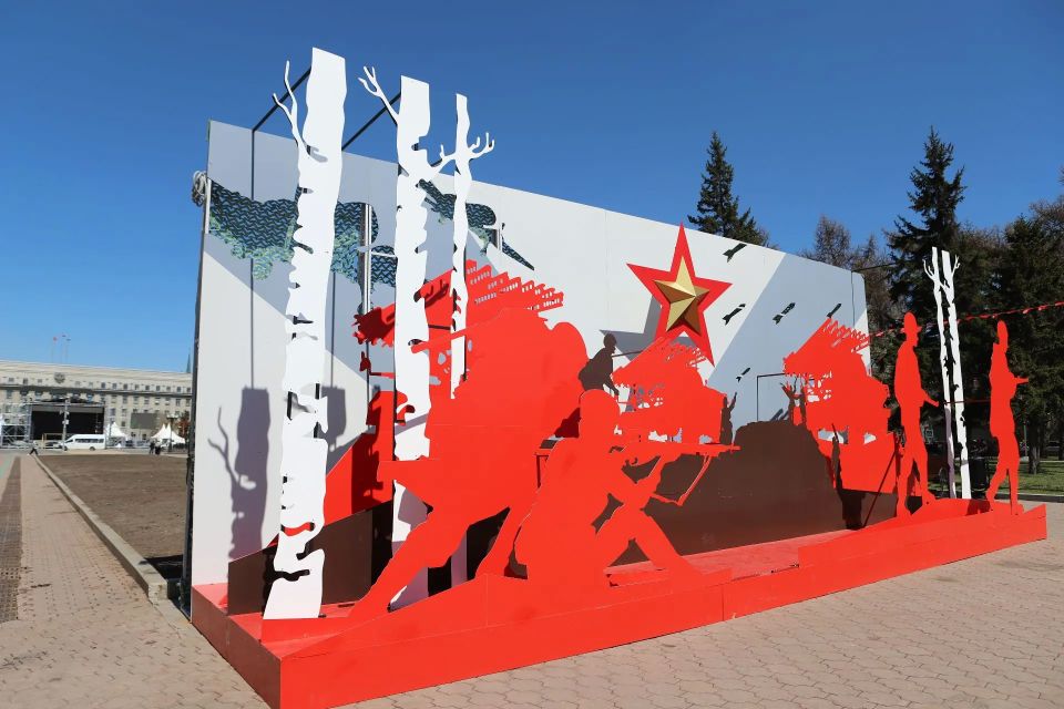 Мэр Руслан Болотов проверил готовность города к празднованию Дня Победы Мэр Руслан Болотов проверил готовность города к празднованию Дня Победы