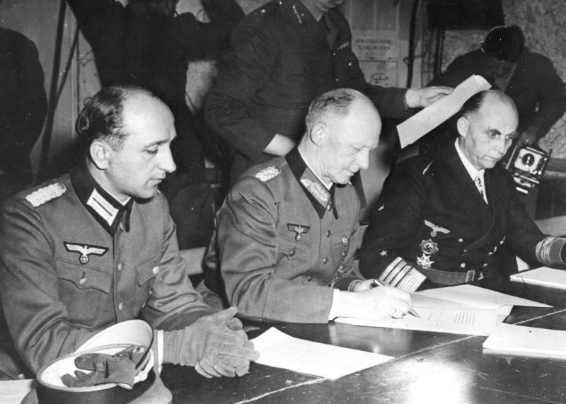 Игорь Кобзев: Хроника событий 7 мая 1945 года