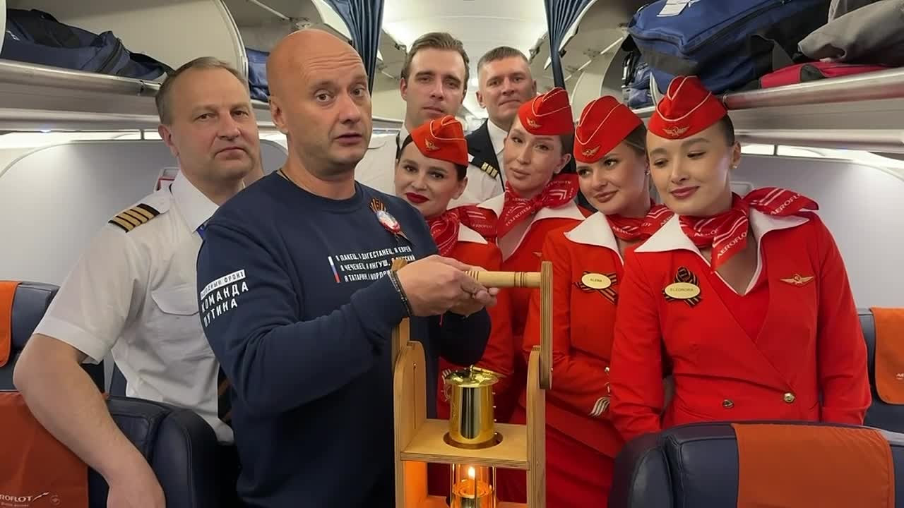 Аэрофлот перевёз «Огонь памяти» в рамках международной патриотической акции Народного фронта