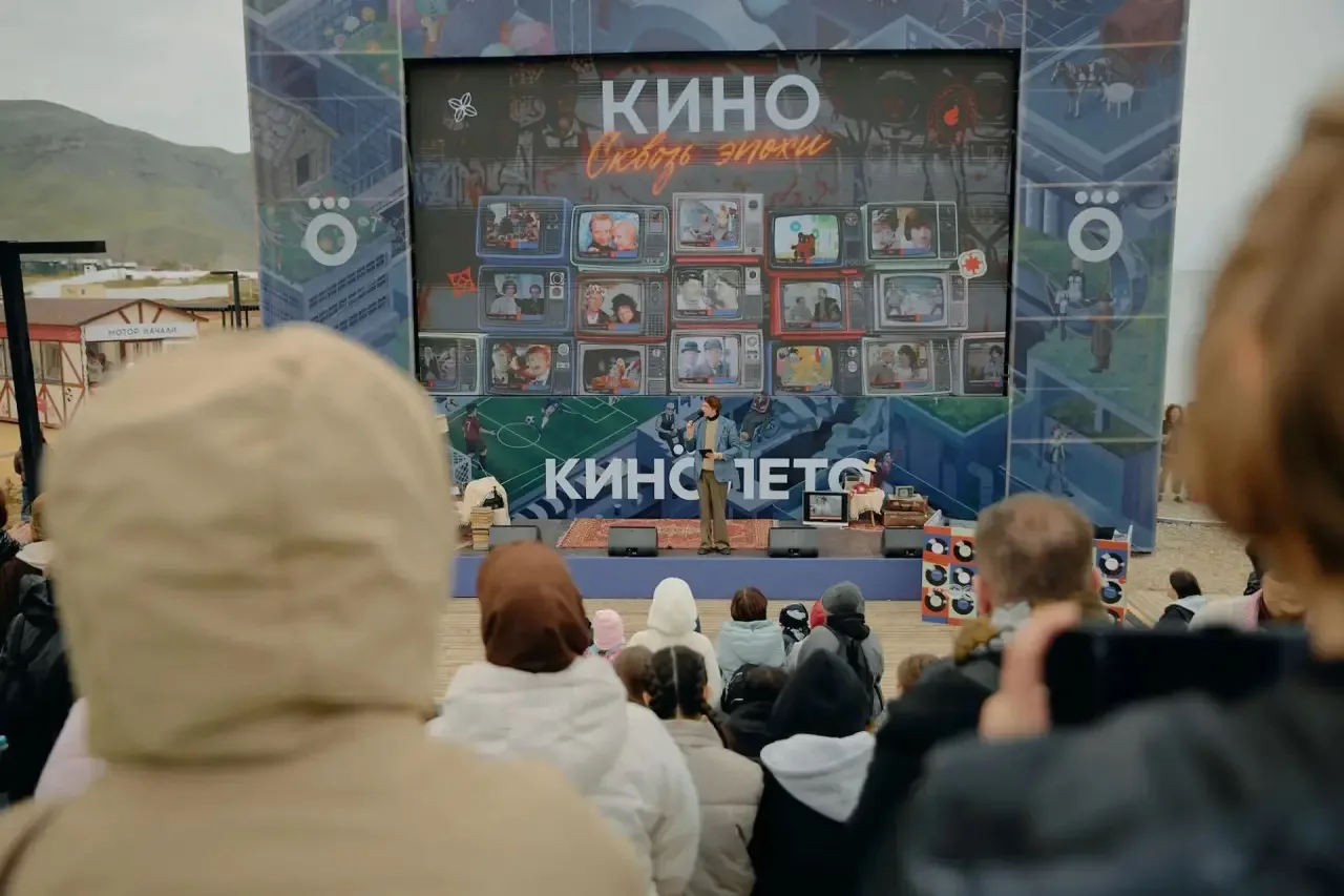 Режиссеры из Приангарья представили свои фильмы на фестивале «Киномаёвка» в Крыму Режиссеры из Приангарья представили свои фильмы на фестивале «Киномаёвка» в Крыму