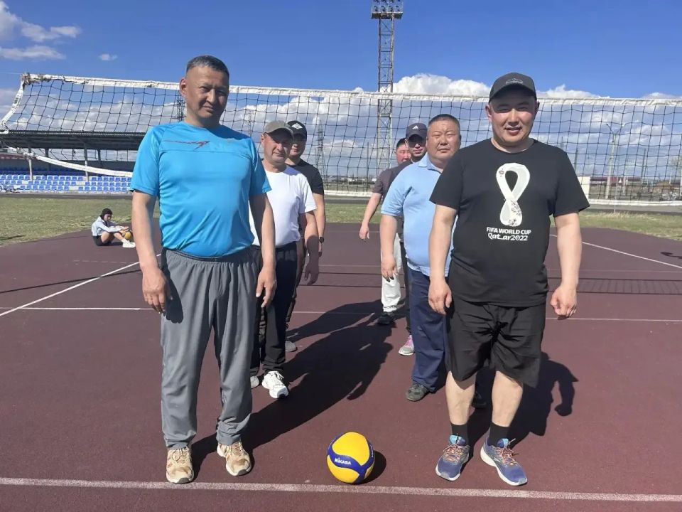 В поселке Усть-Ордынский прошел чемпионат по волейболу, приуроченный к 90-летию Госавтоинспекции В поселке Усть-Ордынский прошел чемпионат по волейболу, приуроченный к 90-летию Госавтоинспекции