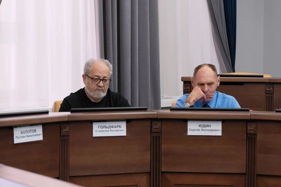 Руслан Болотов: Сегодня на заседании оргкомитета обсудили с коллегами организационные вопросы, связанные с подготовкой к празднованию 365-летия Иркутска Руслан Болотов: Сегодня на заседании оргкомитета обсудили с коллегами организационные вопросы, связанные с подготовкой к празднованию 365-летия Иркутска