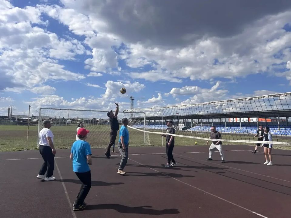 В поселке Усть-Ордынский прошел чемпионат по волейболу, приуроченный к 90-летию Госавтоинспекции В поселке Усть-Ордынский прошел чемпионат по волейболу, приуроченный к 90-летию Госавтоинспекции