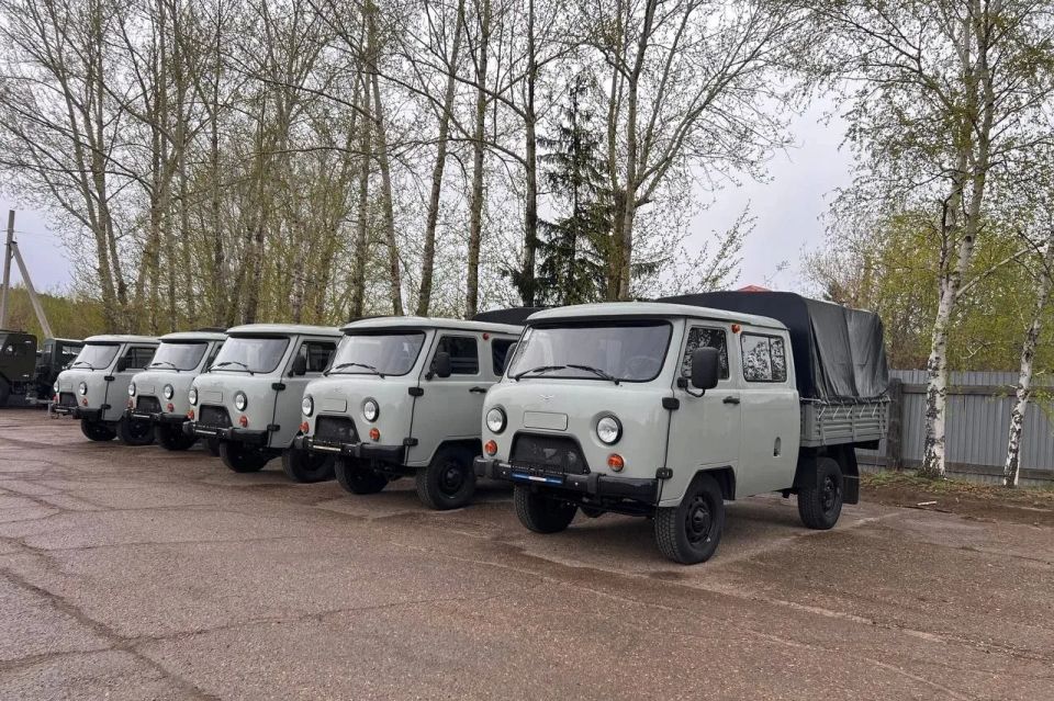 В Иркутскую область поступило пять грузопассажирских автомобилей УАЗ для лесопожарных формирований