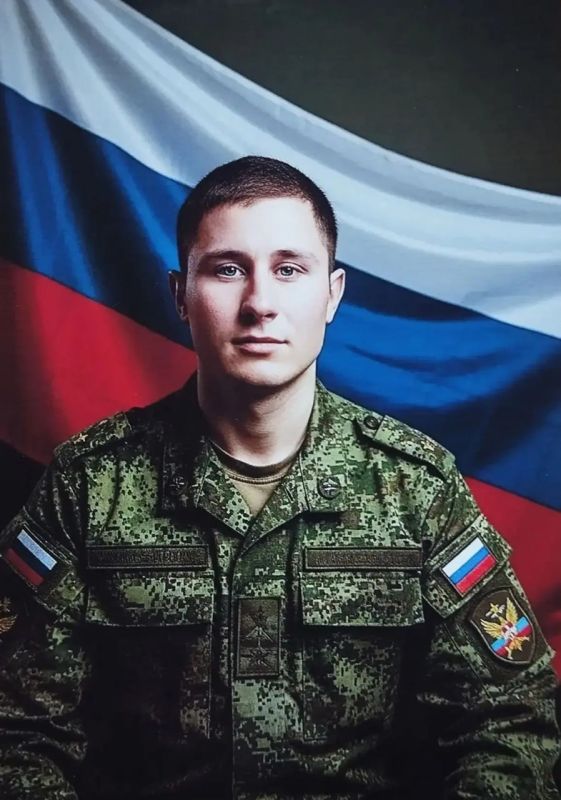 Мэр Руслан Болотов передал ордена Мужества семьям участников спецоперации Мэр Руслан Болотов передал ордена Мужества семьям участников спецоперации