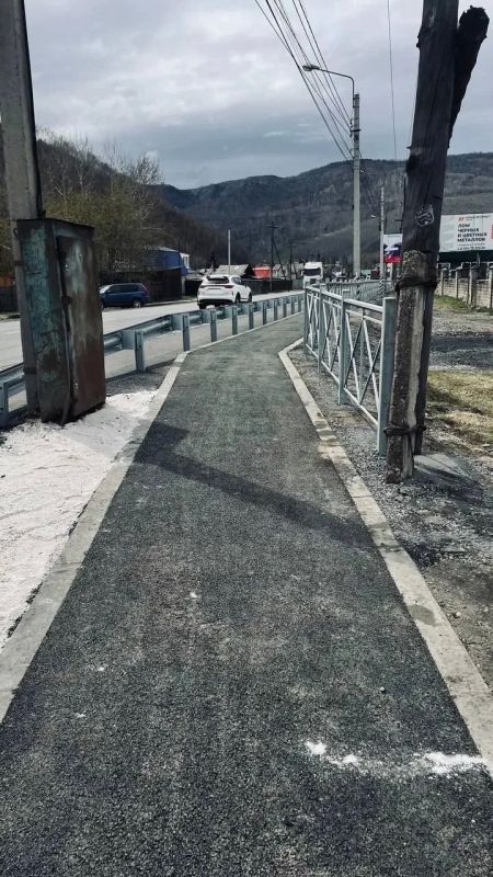 В результате вмешательства прокуратуры Слюдянского района около детско-юношеской спортивной школы оборудован тротуар В результате вмешательства прокуратуры Слюдянского района около детско-юношеской спортивной школы оборудован тротуар