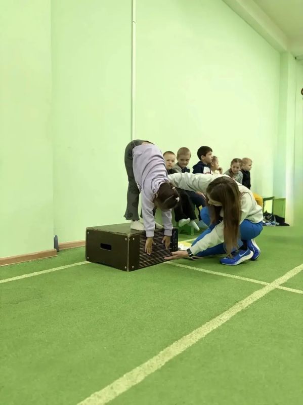На этой неделе в муниципальных образованиях Иркутской области прошло множество мероприятий по реализации Всероссийского физкультурно-спортивного комплекса «Готов к труду и обороне» На этой неделе в муниципальных образованиях Иркутской области прошло множество мероприятий по реализации Всероссийского физкультурно-спортивного комплекса «Готов к труду и обороне»