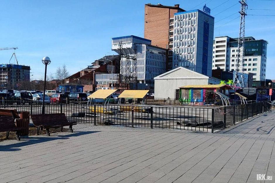 Иркутская детская площадка на Нижней набережной демонтирована из-за непригодности