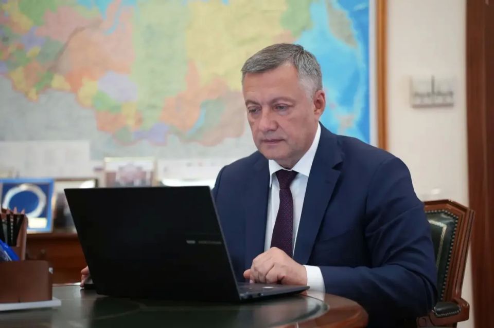 Игорь Кобзев: Ряд ключевых для развития региона вопросов обсудили на встрече с секретарем Генерального совета партии «Единая Россия» Владимиром Якушевым Игорь Кобзев: Ряд ключевых для развития региона вопросов обсудили на встрече с секретарем Генерального совета партии «Единая Россия» Владимиром Якушевым