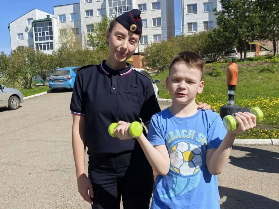 В преддверии Международного дня защиты детей сотрудники Госавтоинспекции поздравили воспитанников подшефного учреждения В преддверии Международного дня защиты детей сотрудники Госавтоинспекции поздравили воспитанников подшефного учреждения