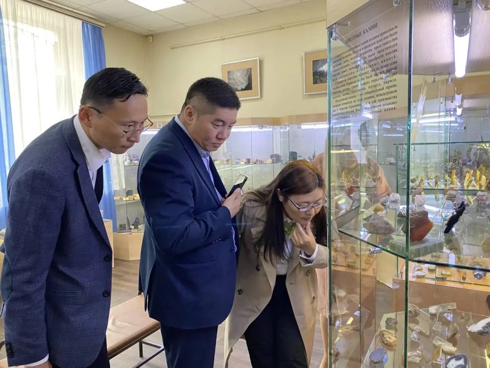 Сергей Петров: Почетными гостями на праздновании 75-летия Ангарска стали делегации из городов-побратимов Сергей Петров: Почетными гостями на праздновании 75-летия Ангарска стали делегации из городов-побратимов