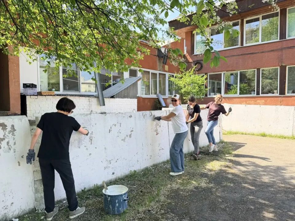 Коллектив УФК по Иркутской области в преддверии Международного Дня защиты детей традиционно оказал помощь и поддержку Иркутскому областному детскому хоспису Коллектив УФК по Иркутской области в преддверии Международного Дня защиты детей традиционно оказал помощь и поддержку Иркутскому областному детскому хоспису